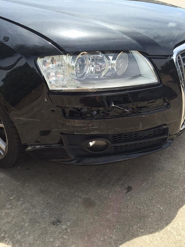 Daughter wrecked the S8 last night.......poor thing-wreck1.jpg