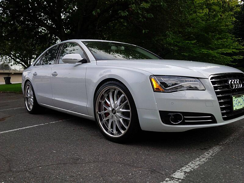 Anyone with 22&quot; Wheels on their A8?-qbltcsh.jpg