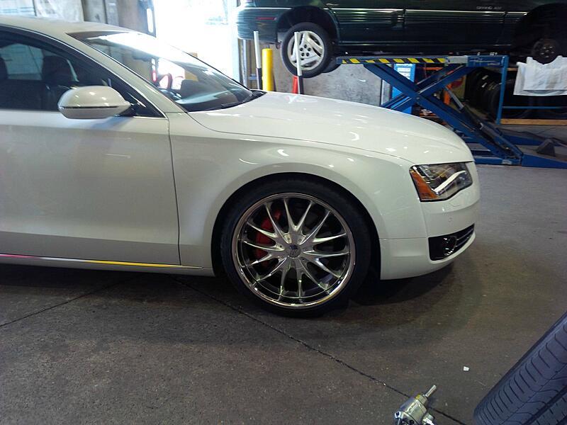 Anyone with 22&quot; Wheels on their A8?-yhh8pp1.jpg