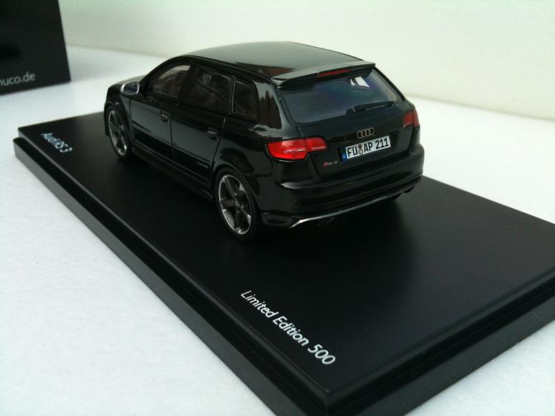 1/43 AUDI RS3 8p Sportback black resin model Schuco8P-img_0108.jpg