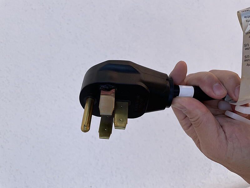 Melted NEMA 14-50 Plug?! - AudiWorld Forums