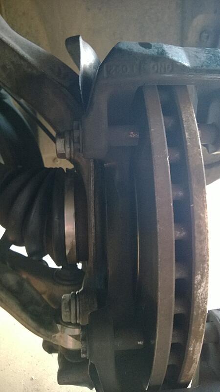 replacing rotors, two broken breaker bars-2ggaeev.jpg