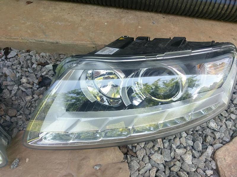 FS: C6 halgoen to facelift HID kit with complete headlights 0-43e387d0-f5d7-4fed-8f13-6988901c47cd.jpg