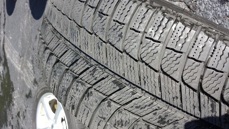 FS in OH:  Michelin X-Ice snow tires &amp; rims w/TPMS for 2008 Audi A8 D3-20161005_113008.jpg