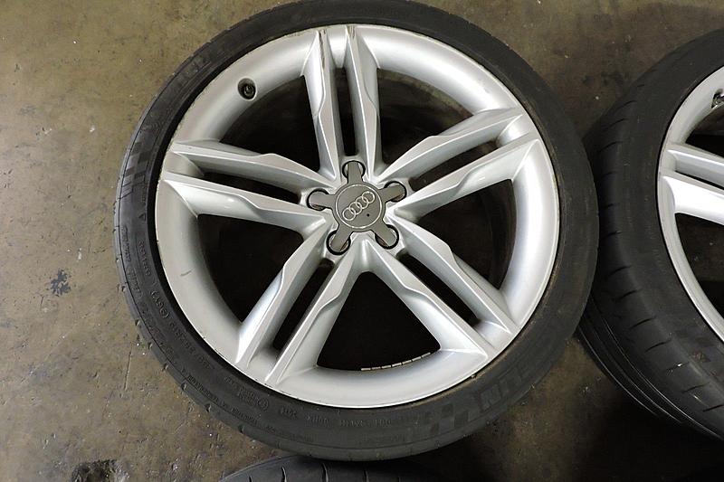 Audi S5 19&quot; 5 Double Spoke Wheel Set W/Michelin Tires-2.jpg