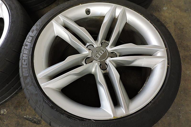 Audi S5 19&quot; 5 Double Spoke Wheel Set W/Michelin Tires-9.jpg