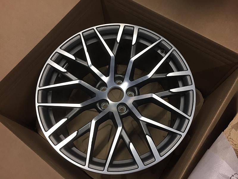 2017 OEM 20&quot; wheels. Perfect condition.-img_3599.jpg