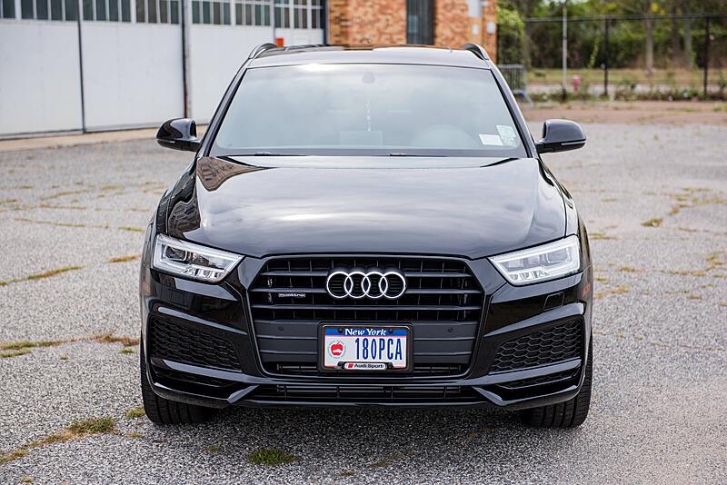 Photoshoot: Wife's new 2018 Blacked out Q3 with Sport Plus Package!-asaqi5t.jpg