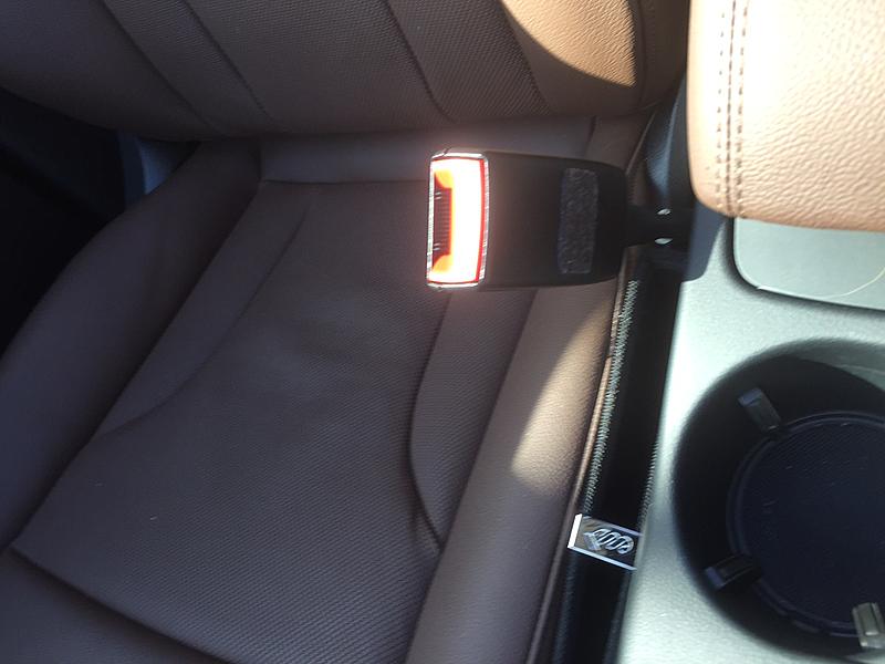 Seatbelt Buckle-q5seatbelt.jpg