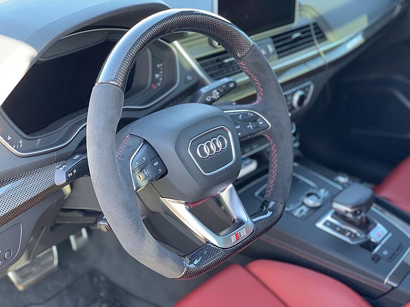 My 2018 SQ5 gets a Carbon Fiber/Alcantara Steering Wheel with Red Stitching! Pics!-bqmtr20.jpg