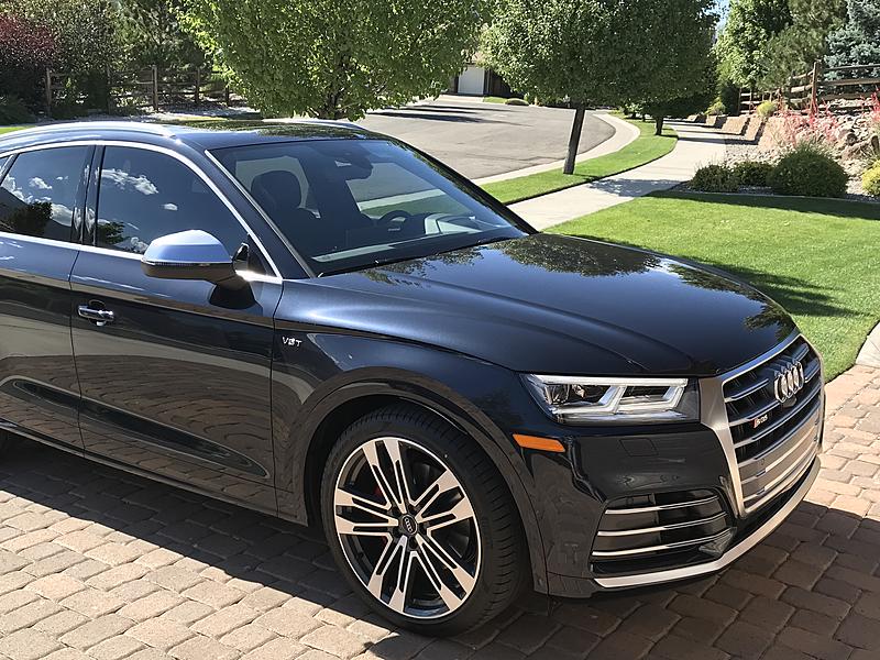 Now driving 2018 Moonlight Blue Metallic SQ5 Prestige-img_0402.jpg