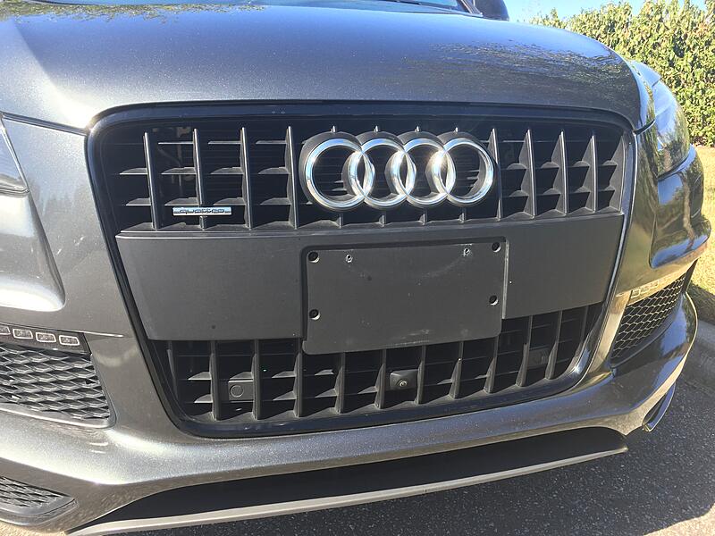 2015 Q7 Front license plate bracket removal?-u9td4tu.jpg