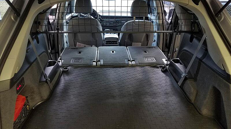 Travall Dog Guard Audi Q7 2006-2015 | Dog Barriers | English - View #11