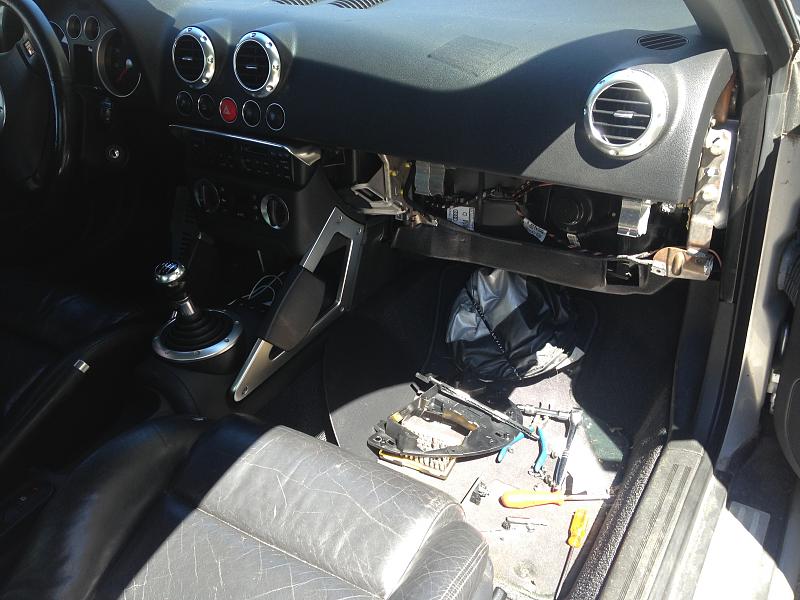 2001 TT Roadster glove box repair-2016-08-11-12.43.21.jpg
