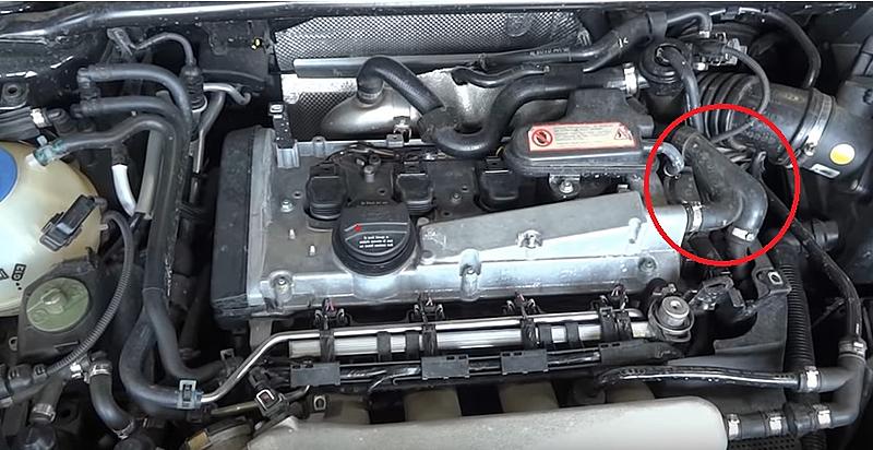Can you identify the name of this rubber hose in the 2002 Audi TT engine bay?-1212.jpg