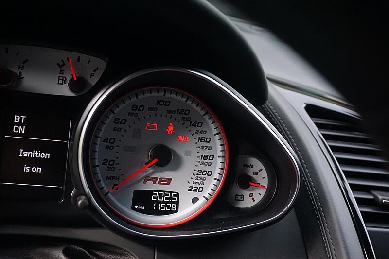 FS in CA:  Audi R8 V10 Manual - 2012 - 11k miles-rh9biop.jpg