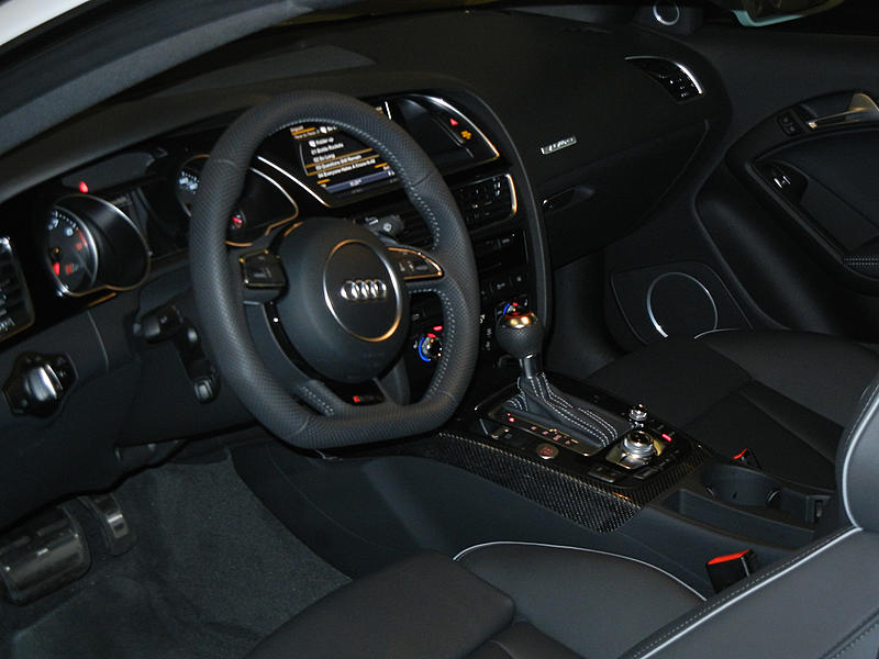 FS in CA:  2014 Audi RS5 Suzuka / Black 4k mi. Mint-rs5_interior_sm.jpg