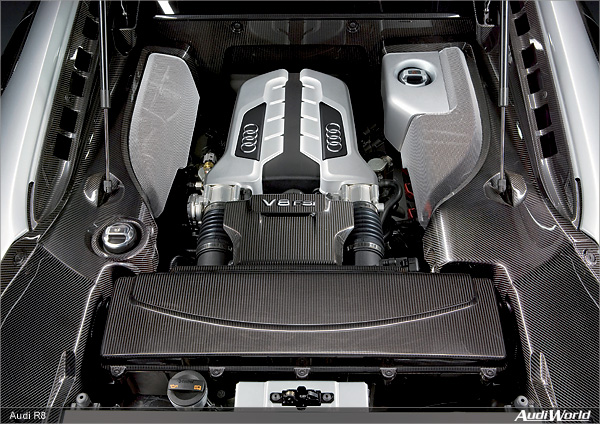 The Audi R8: Engine and Drivetrain