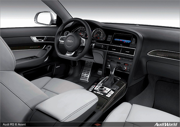 Audi RS 6 Avant: Interior