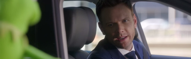 Audi-EMMYs video starring A3 e-tron with the Muppets, Joel McHale, Julie Bowen and more