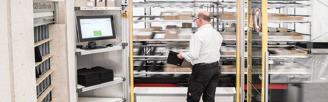 Audi’s logistics of the future: Goods being commissioned move autonomously to employees