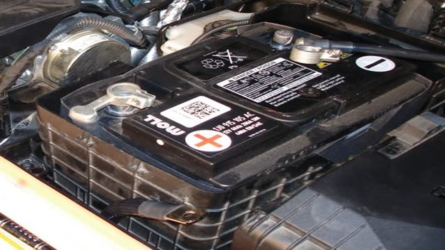 Audi A3: How to Replace Battery
