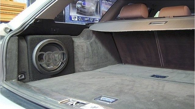 Audi A6 C5: How to Install a Subwoofer