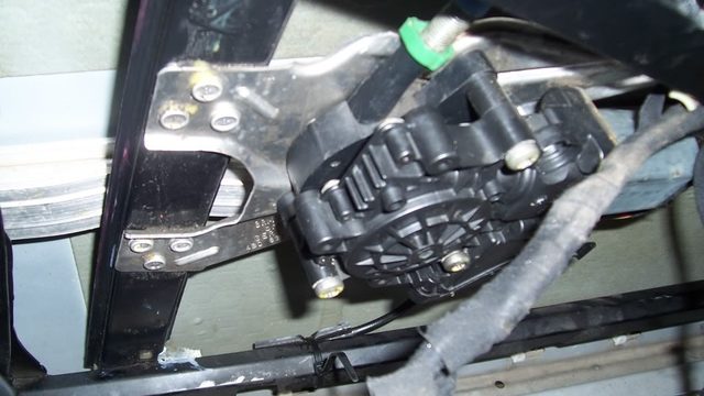 Audi: How to Replace Power Window Motor