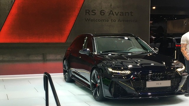 RS 6 Avant Makes Its American Debut at the LA Auto Show