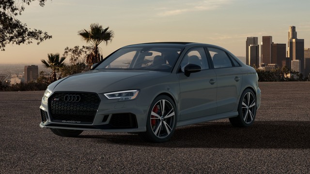 Nardo Grey Edition RS3 Loses Speed Limiter for Epic High-Speed Runs