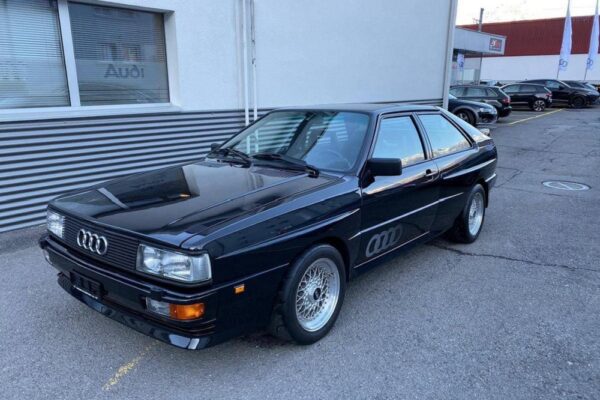 Audi quattro 1990