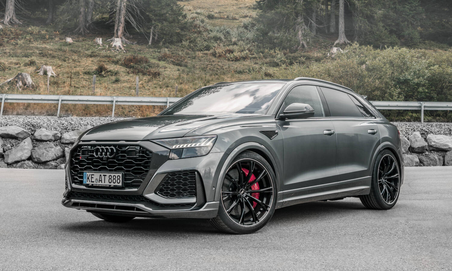 ABT Sportsline Unveils Two High-Performace Versions of Audi RS Q8