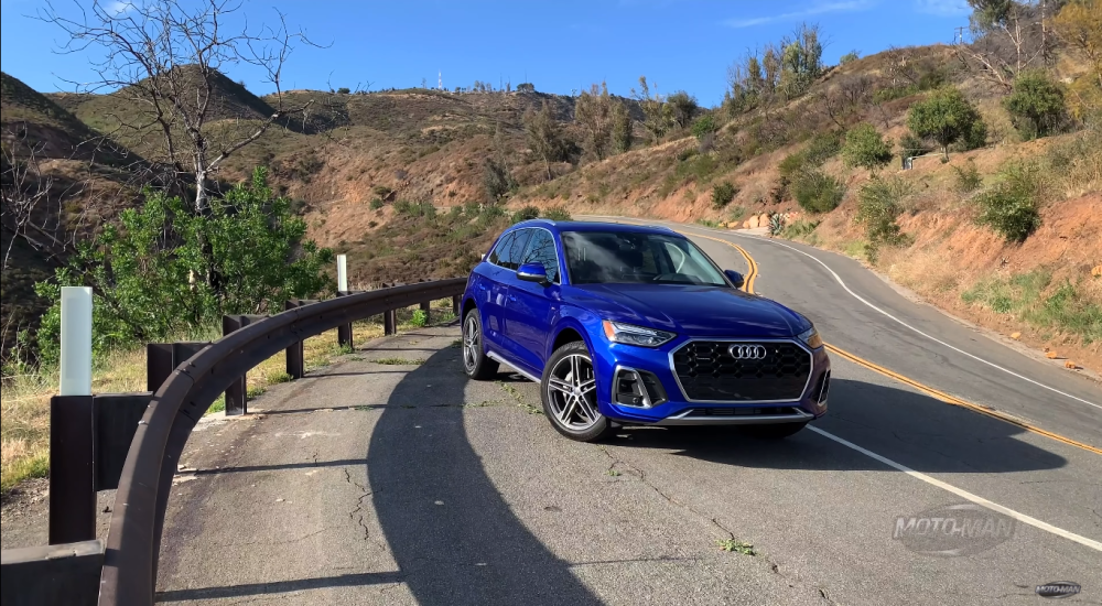 2021 Audi Q5 PHEV vs SQ5: is the Hybrid Better for You"