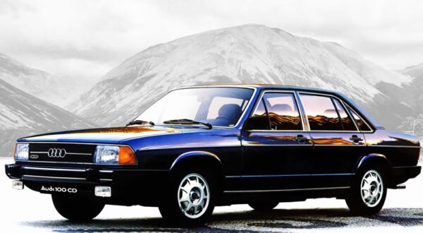 Фото audi v8