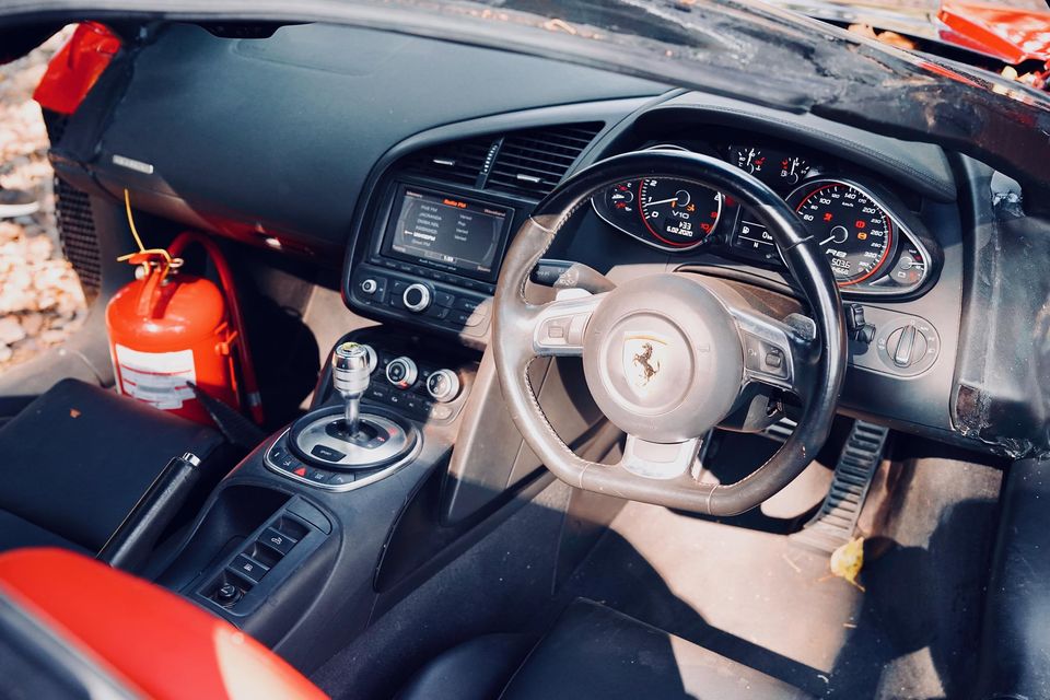 Audi R8 La Ferrari