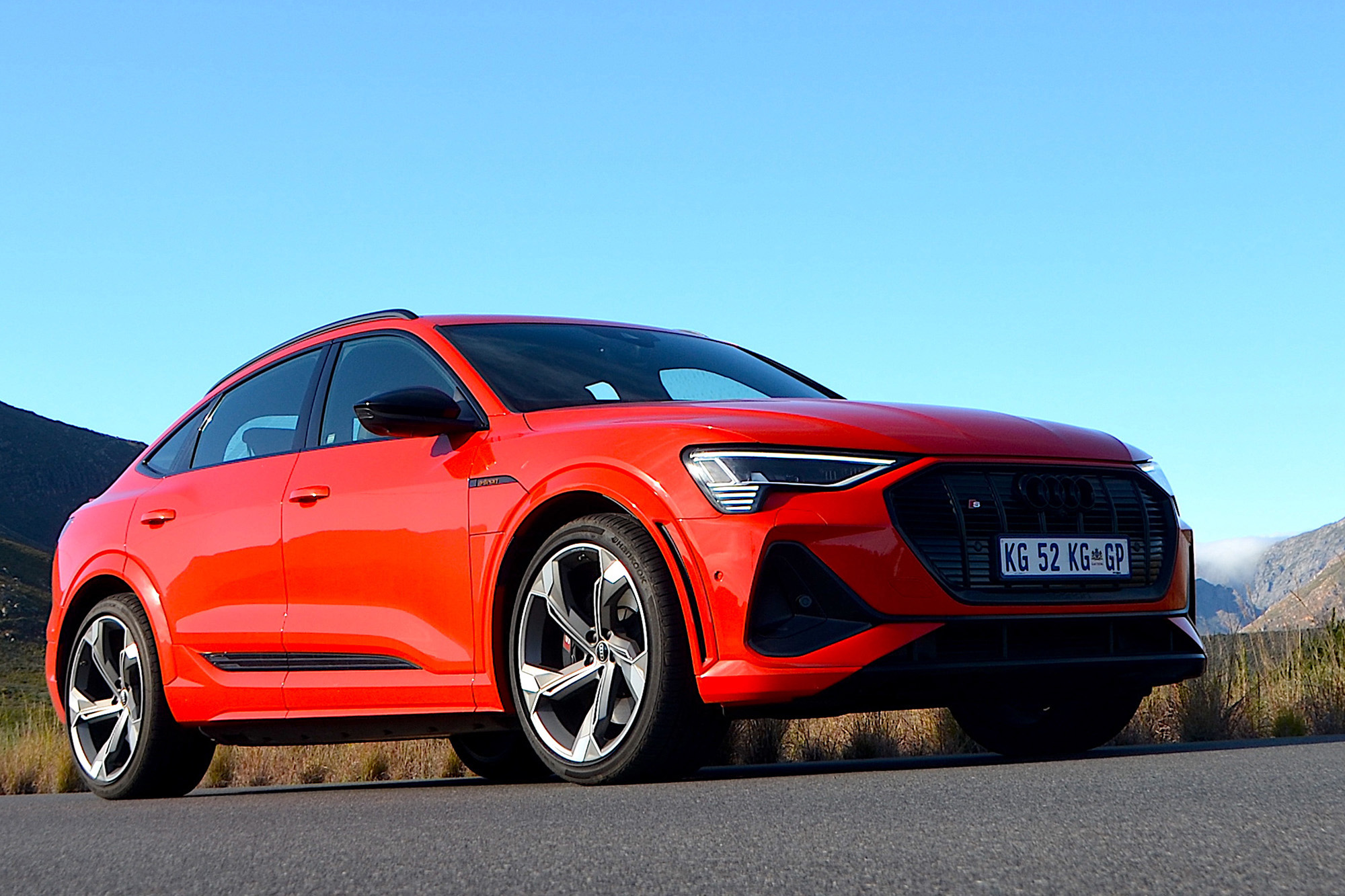 Audi e-Tron 50 vs 55 Charge Speed Compared