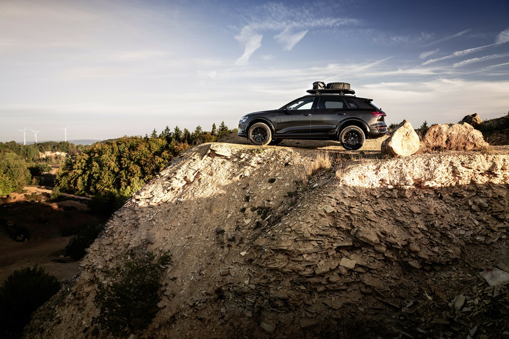 Audi Q8 e-tron Edition Dakar Announced! (Sorry, Not for the U.S.)